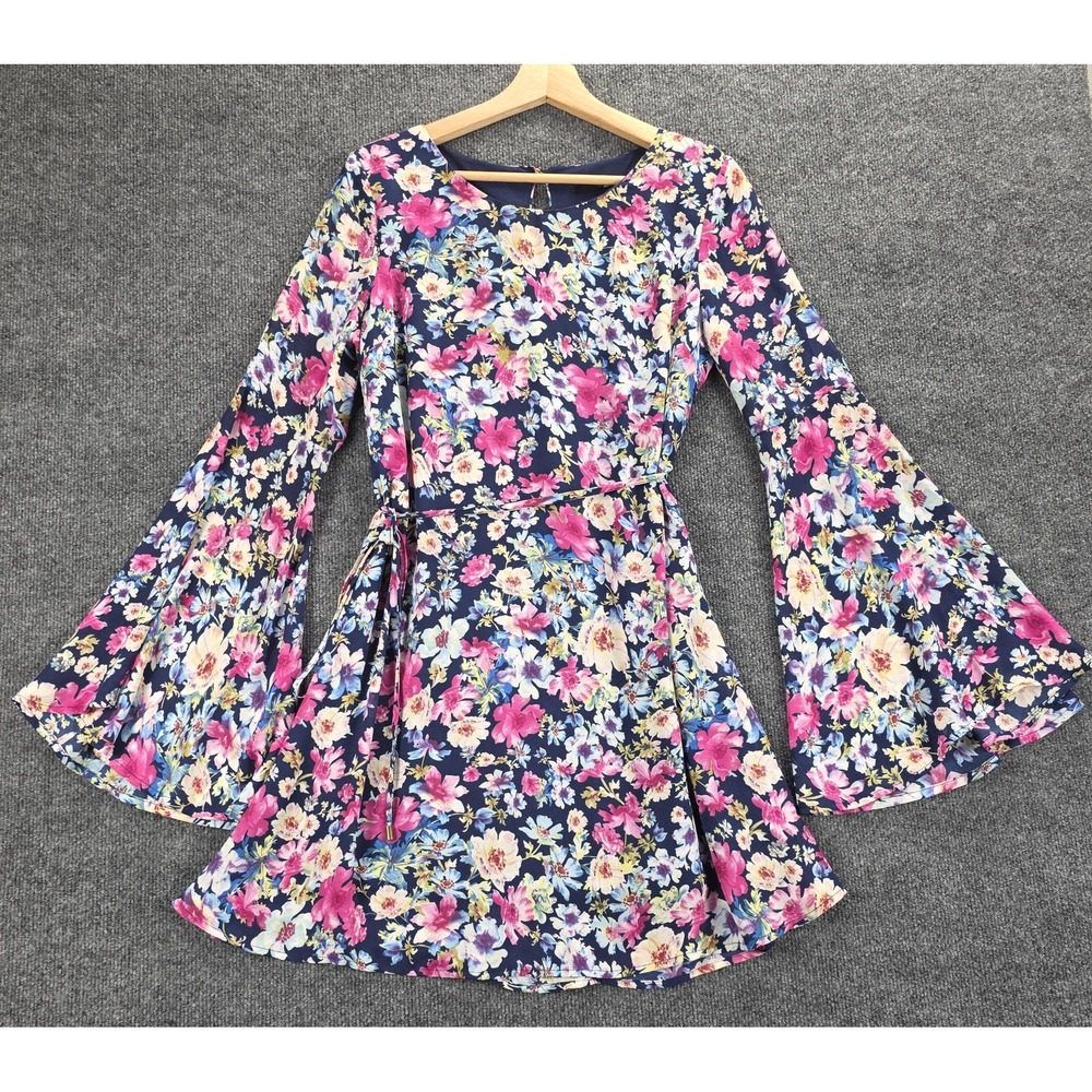 55-LuLu's Dress Wmns Medium Navy Blue Floral Bell Sleeve Fit & Flare Mini A-Line - Picture 2 of 16